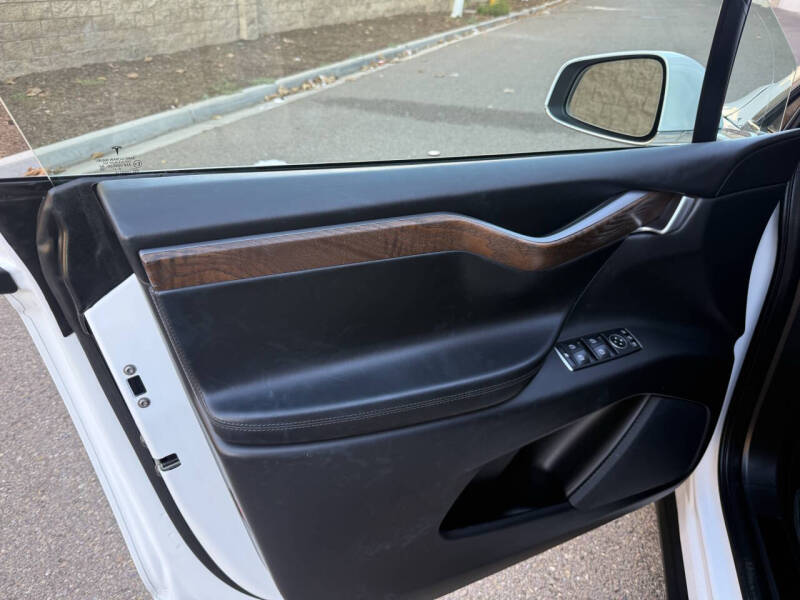 2021 Tesla Model X Long Range Plus