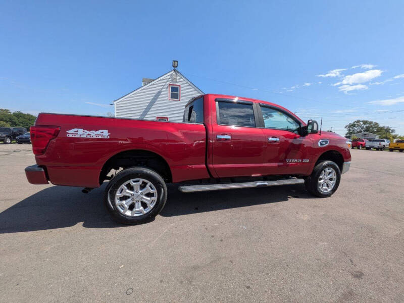 2017 Nissan Titan XD SV