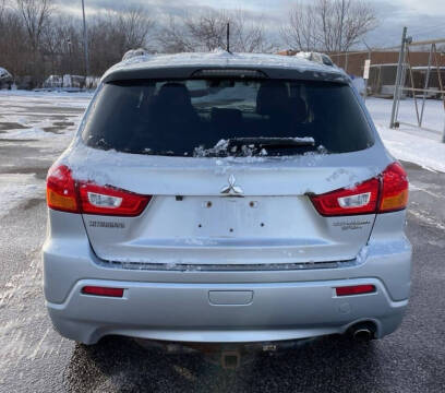 2011 Mitsubishi Outlander Sport SE