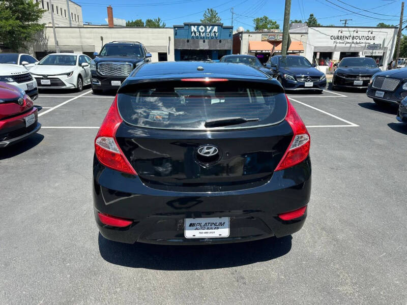 2013 Hyundai Accent SE