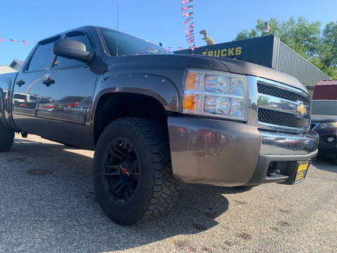 2007 Chevrolet Silverado 1500 for sale at 51 Auto Sales Ltd in Portage WI