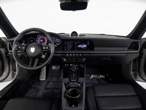 2022 Porsche 911 Carrera S