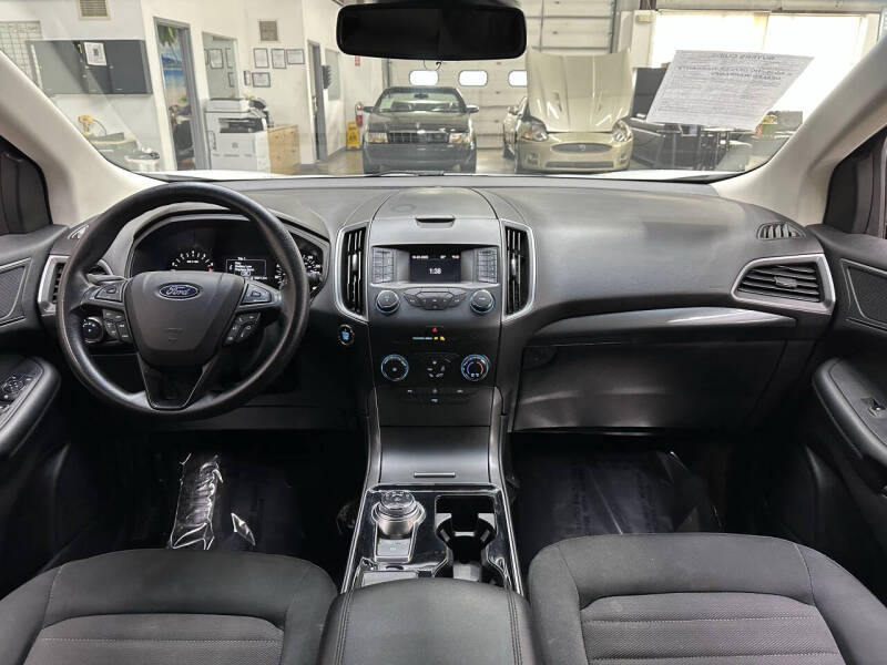 2019 Ford Edge SE