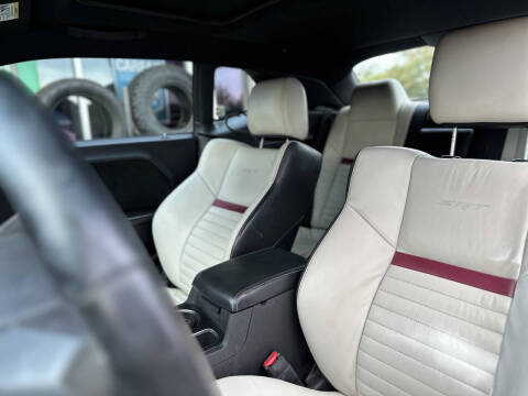 2010 Dodge Challenger SRT8