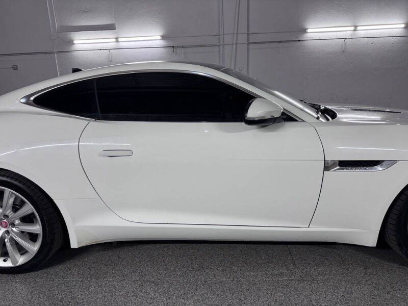 2017 Jaguar F-TYPE Premium