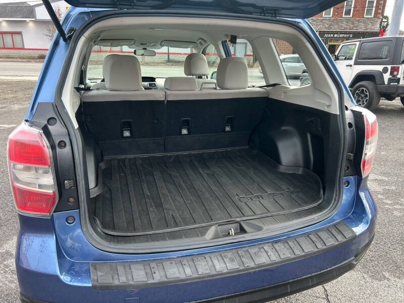 2015 Subaru Forester 2.5i