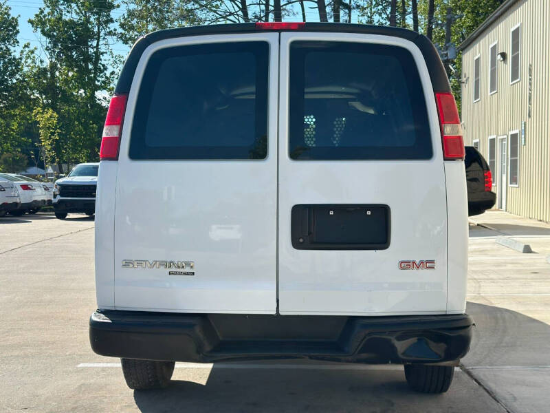 2016 GMC Savana 3500
