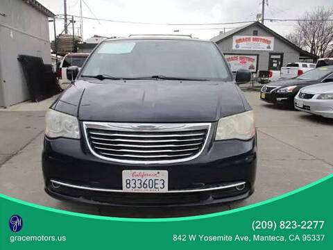 2014 Chrysler Town and Country Touring