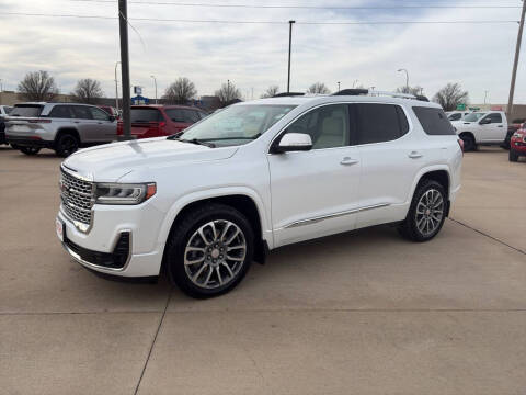 2021 GMC Acadia Denali