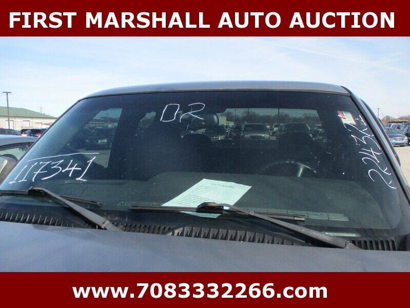 2002 GMC Sierra 1500 for sale at First Marshall Auto Auction in Harvey IL