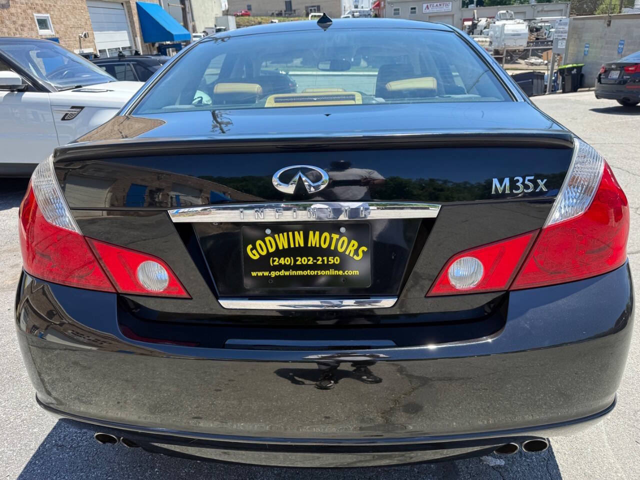 Black 2006 INFINITI M35 Base AWD 4dr Sedan 2