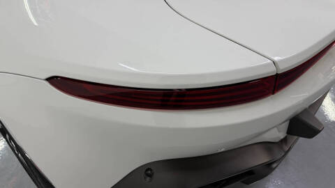 2019 Aston Martin Vantage