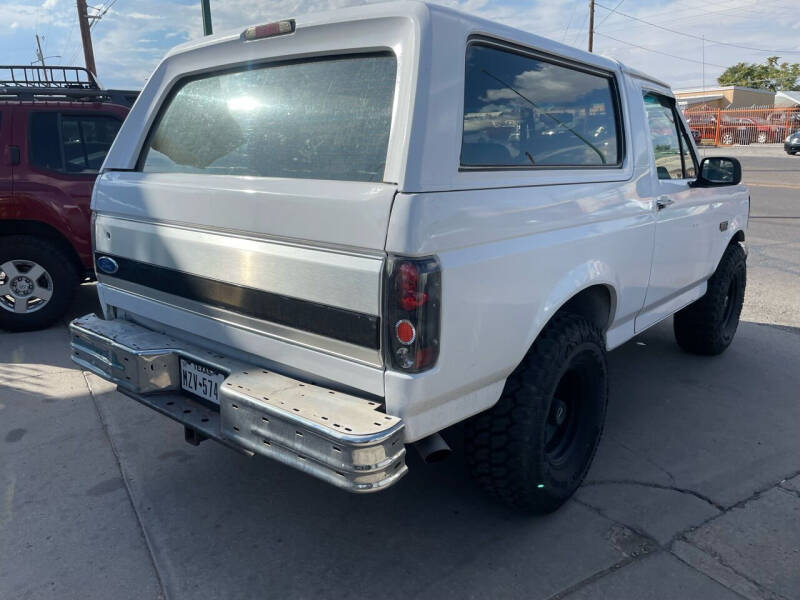 1992 Ford Bronco Custom