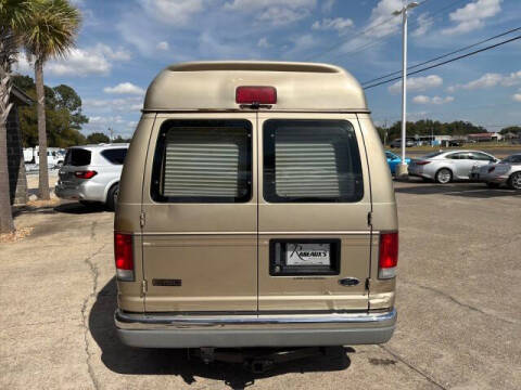 2000 Ford E-Series E-150