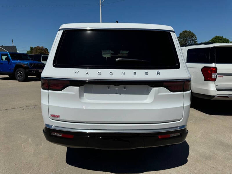 2024 Jeep Wagoneer L