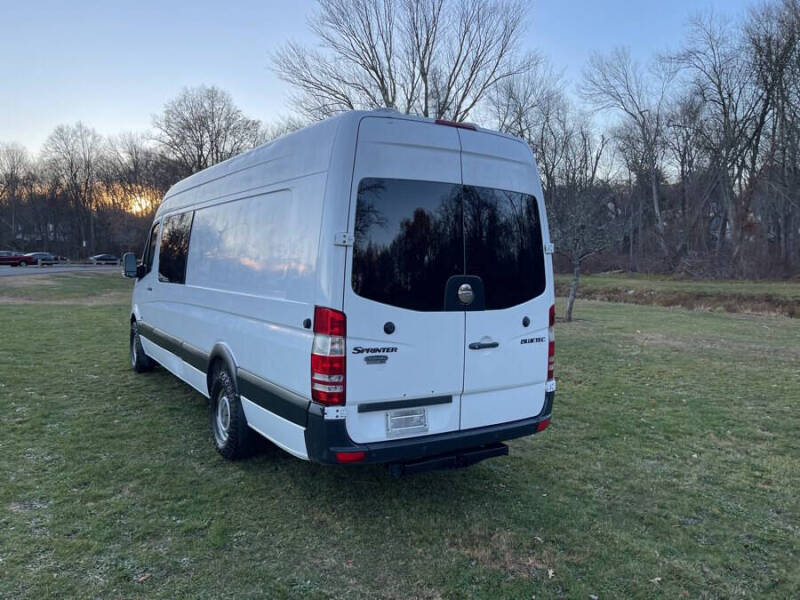 2011 Freightliner Sprinter 2500