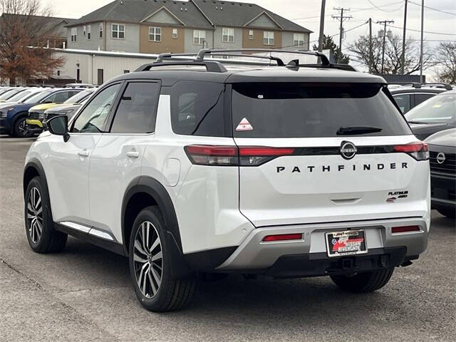 2025 Nissan Pathfinder Platinum