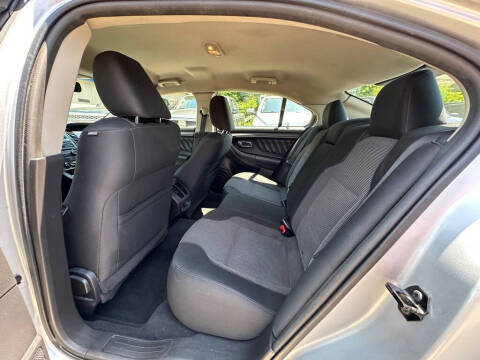 2010 Ford Taurus SEL