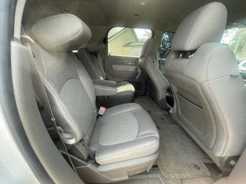 2016 GMC Acadia SLE-2
