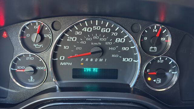 2025 Chevrolet Express 2500
