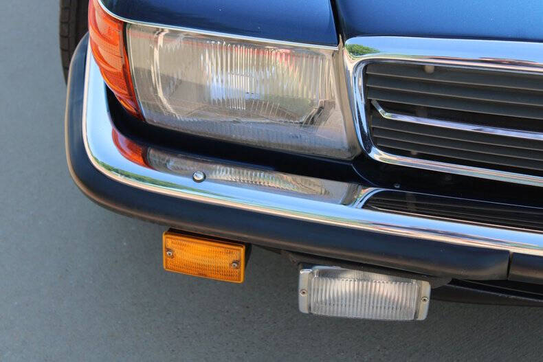 1985 Mercedes-Benz 500-Class