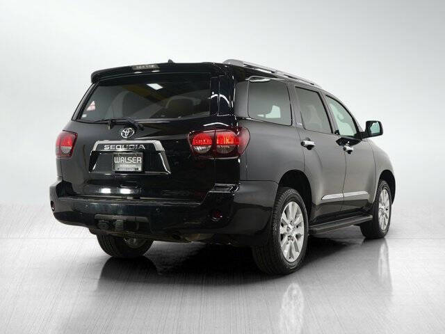 2022 Toyota Sequoia Platinum