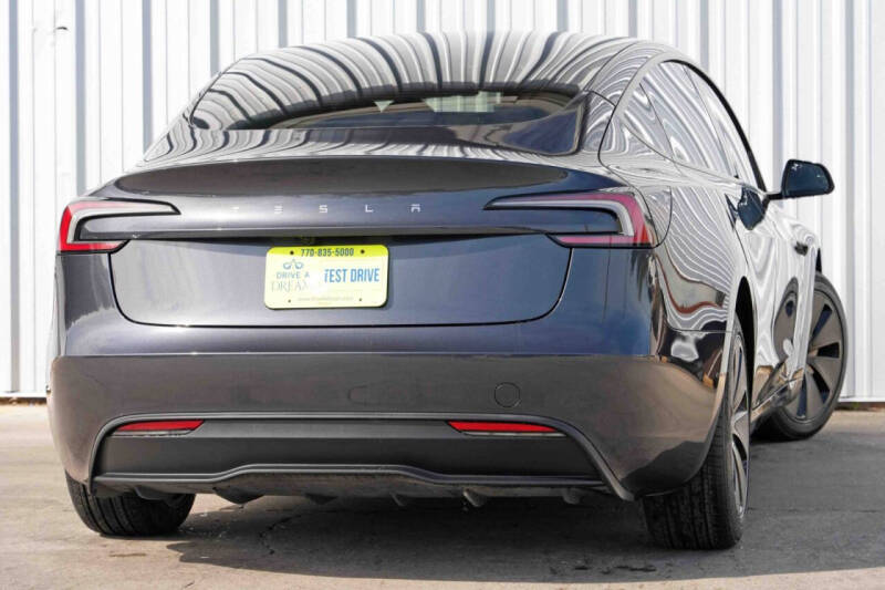2025 Tesla Model 3 Long Range
