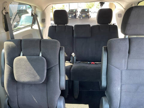 2011 Dodge Grand Caravan Crew