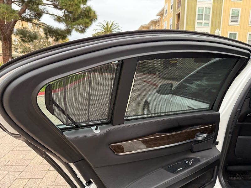 2011 BMW 7 Series 740Li