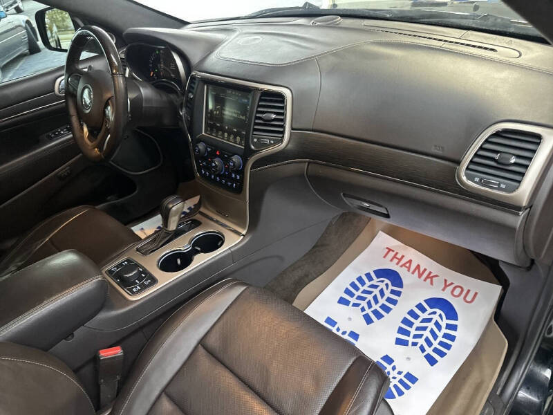 2017 Jeep Grand Cherokee Summit