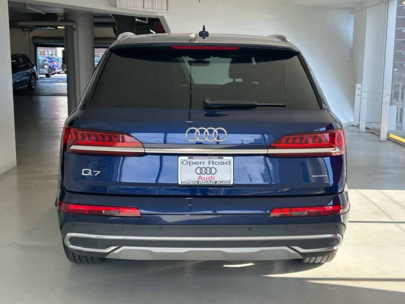 2022 Audi Q7 quattro Premium Plus 45 TFSI