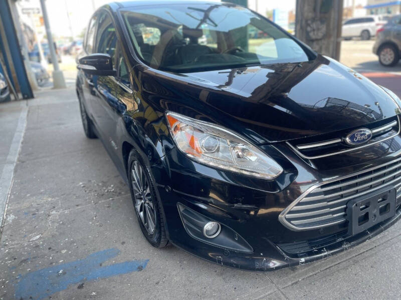 2017 Ford C-MAX Energi Titanium