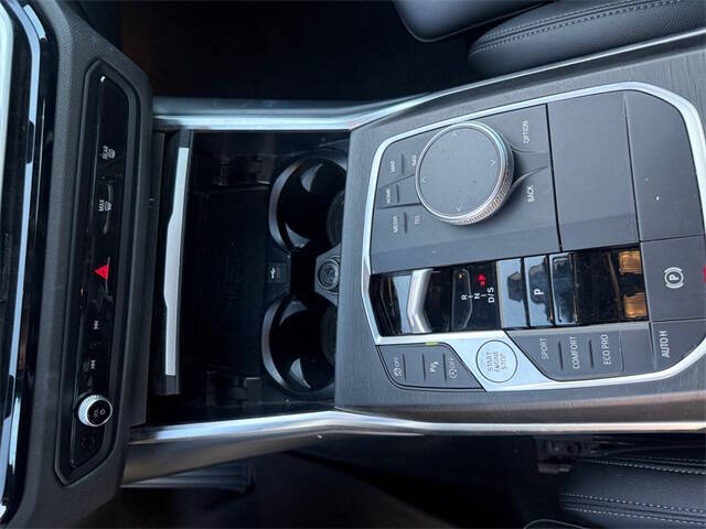 2024 BMW 3 Series 330i xDrive