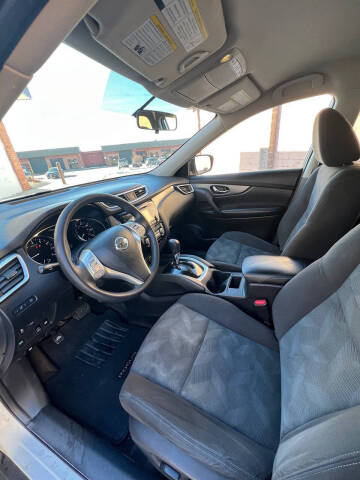 2016 Nissan Rogue SV