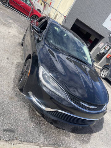 2017 Chrysler 200 Limited Platinum