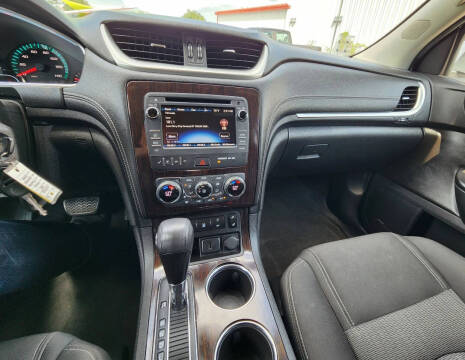 2017 Chevrolet Traverse LT
