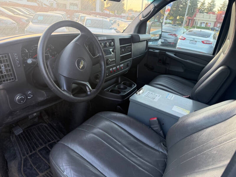2013 Chevrolet Express 2500