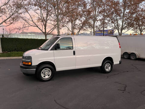 2024 Chevrolet Express 2500