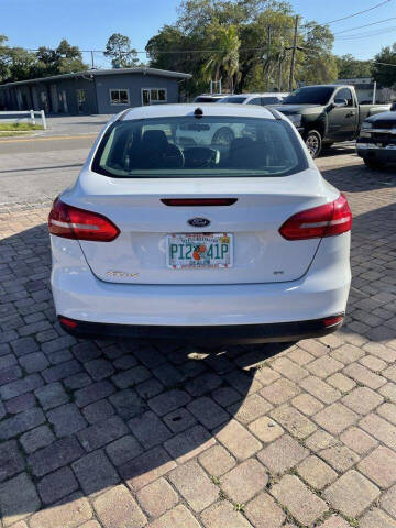 2017 Ford Focus SE