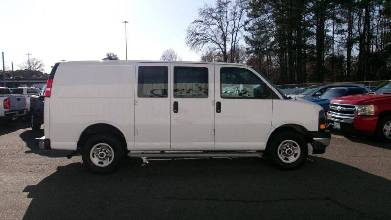 2023 GMC Savana 2500