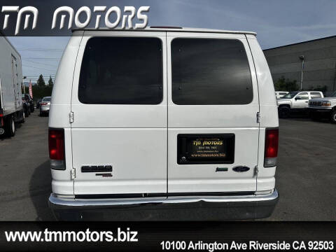 2011 Ford E-Series E-350 SD XLT