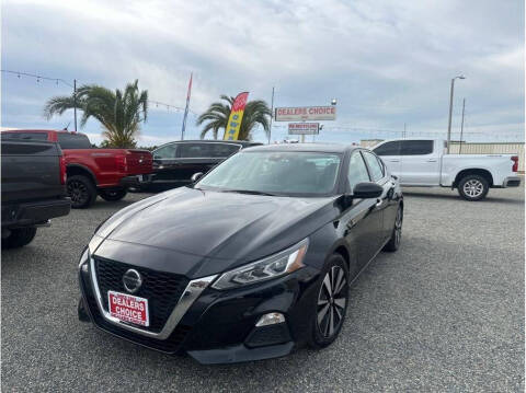 2022 Nissan Altima for sale at Dealers Choice Inc in Farmersville CA