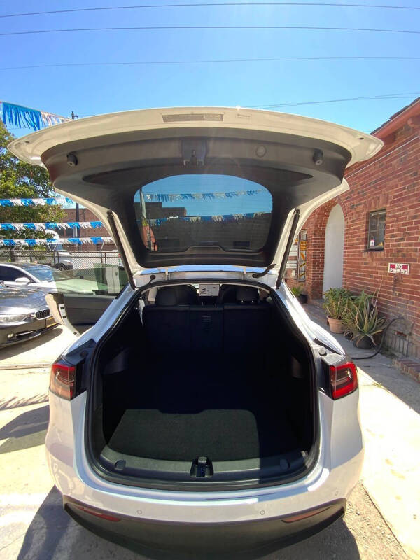 2020 Tesla Model Y Long Range