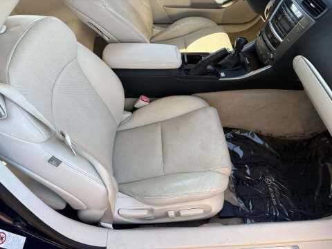 2011 Lexus IS 250C