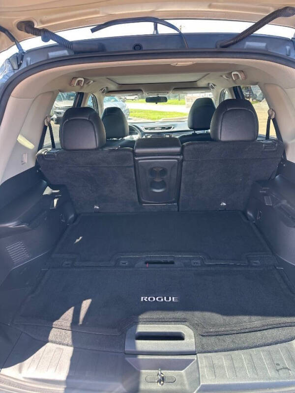 2016 Nissan Rogue SL