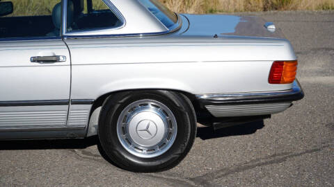 1989 Mercedes-Benz 560-Class 560 SL