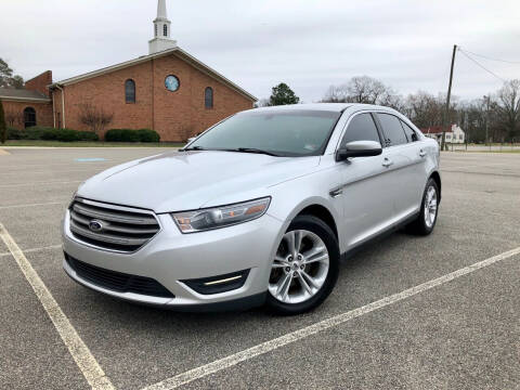 2013 Ford Taurus for sale at Xclusive Auto Sales in Colonial Heights VA
