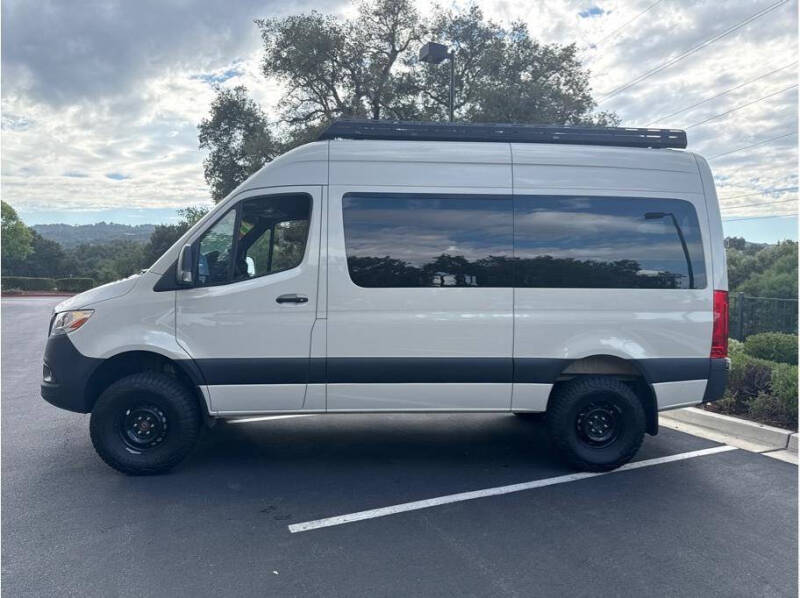 2022 Mercedes-Benz Sprinter 2500