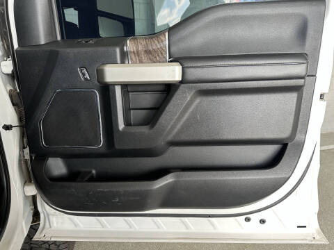 2019 Ford F-350 Super Duty Lariat