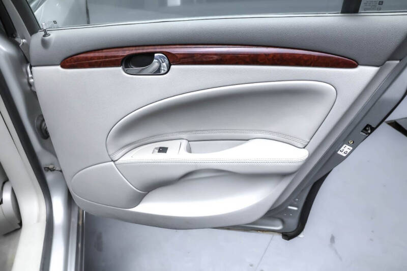 2007 Buick Lucerne CXL V6